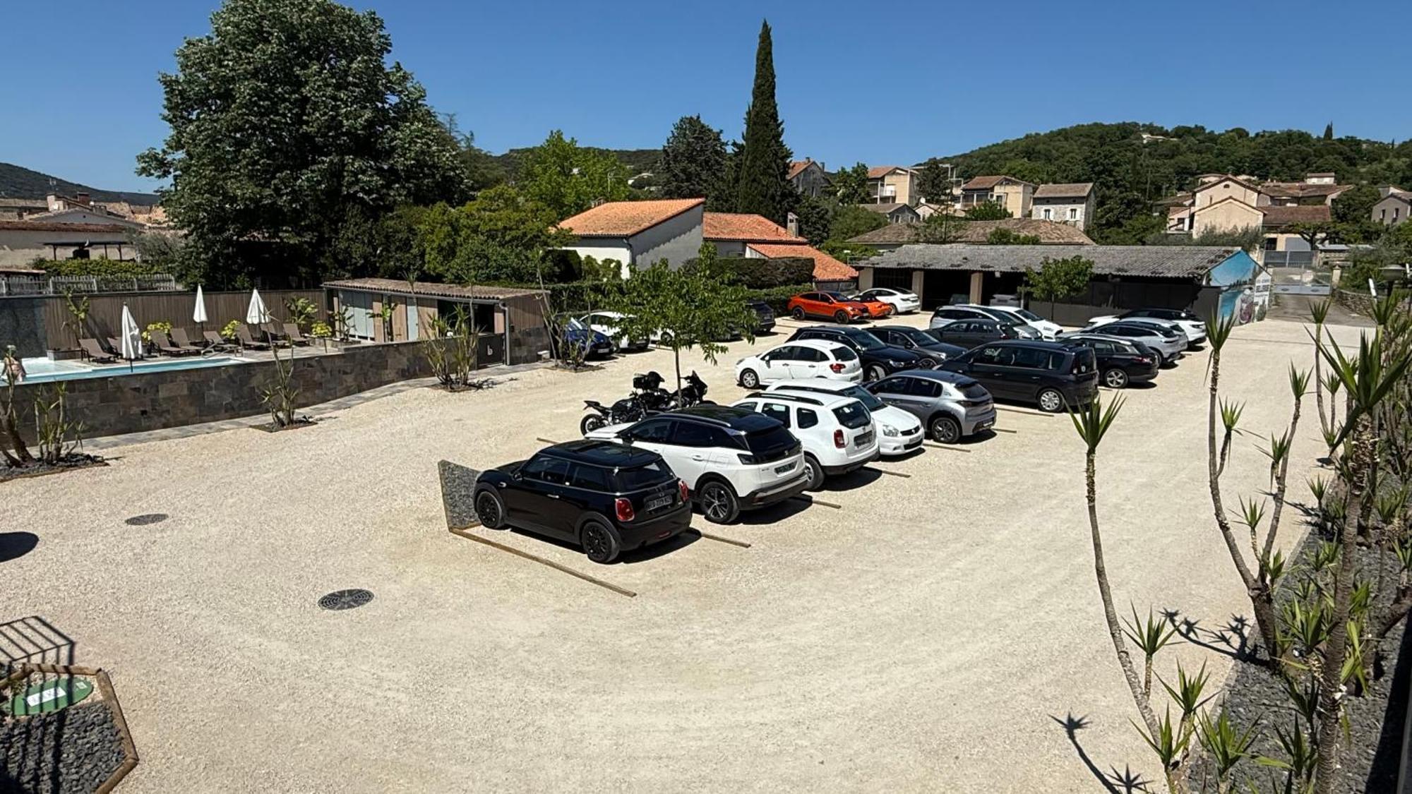 Hôtel Bellevue Saint-Martin-dʼArdèche Exterior foto